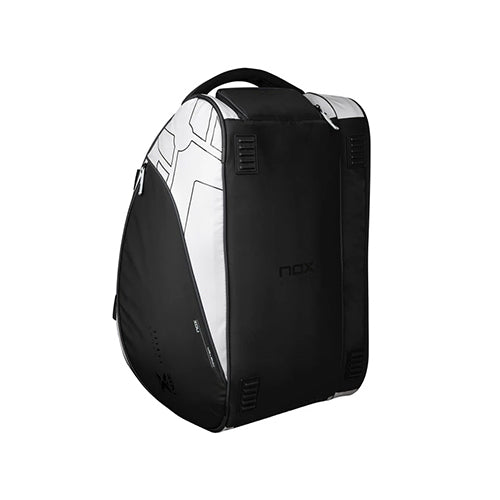 حقيبة مضرب البادل Nox Luxury Master Series باللونين الأبيض والأسود