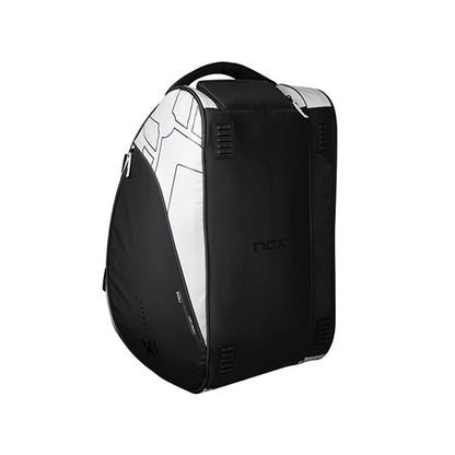 حقيبة مضرب البادل Nox Luxury Master Series باللونين الأبيض والأسود